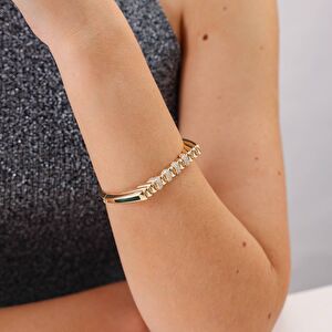 Maya 14 Ayar Altın Yanları Siyah Mineli Taşlı Kelepçe