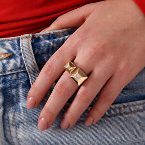 14 Ayar Altın Üzeri Taşlı Yüzük