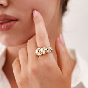 14 Ayar Altın Yanı Taşlı Yüzük