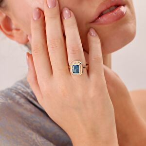 14 Ayar Altın Üzeri Taşlı Yüzük