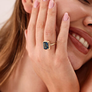 14 Ayar Altın Taşlı Yüzük