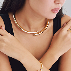 Vega 14 Ayar Altın Minimal Taşlı Choker Kolye