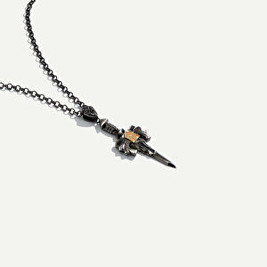 925k Gümüş ve 18 Ayar Altın Kılıç Figürlü Pırlantalı Kolye