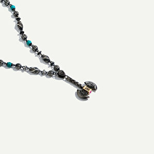 925k Gümüş ve 18 Ayar Altın Çift Taraflı Balta Figürlü Pırlantalı Kolye