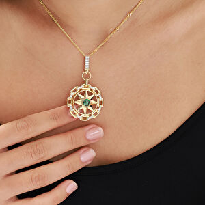 14 Ayar Altın Yeşil Taşlı Yıldız Motifli Kolye Ucu