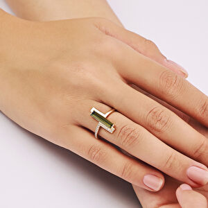 Baget 14 Ayar Altın Açık Yeşil Taşlı Yüzük