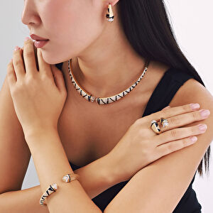 14 Ayar Altın Siyah Detaylı Kadın Takım Set