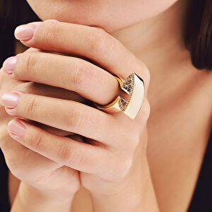 Vega 14 Ayar Altın Taşlı Yüzük