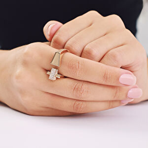 14 Ayar Altın Taşlı Yüzük