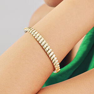 Maya 14 Ayar Altın Minimal Kelepçe