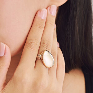 14 Ayar Altın Oval Formlu Ajurlu Yüzük