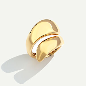 14 Ayar Altın Kavisli Formlu Yüzük