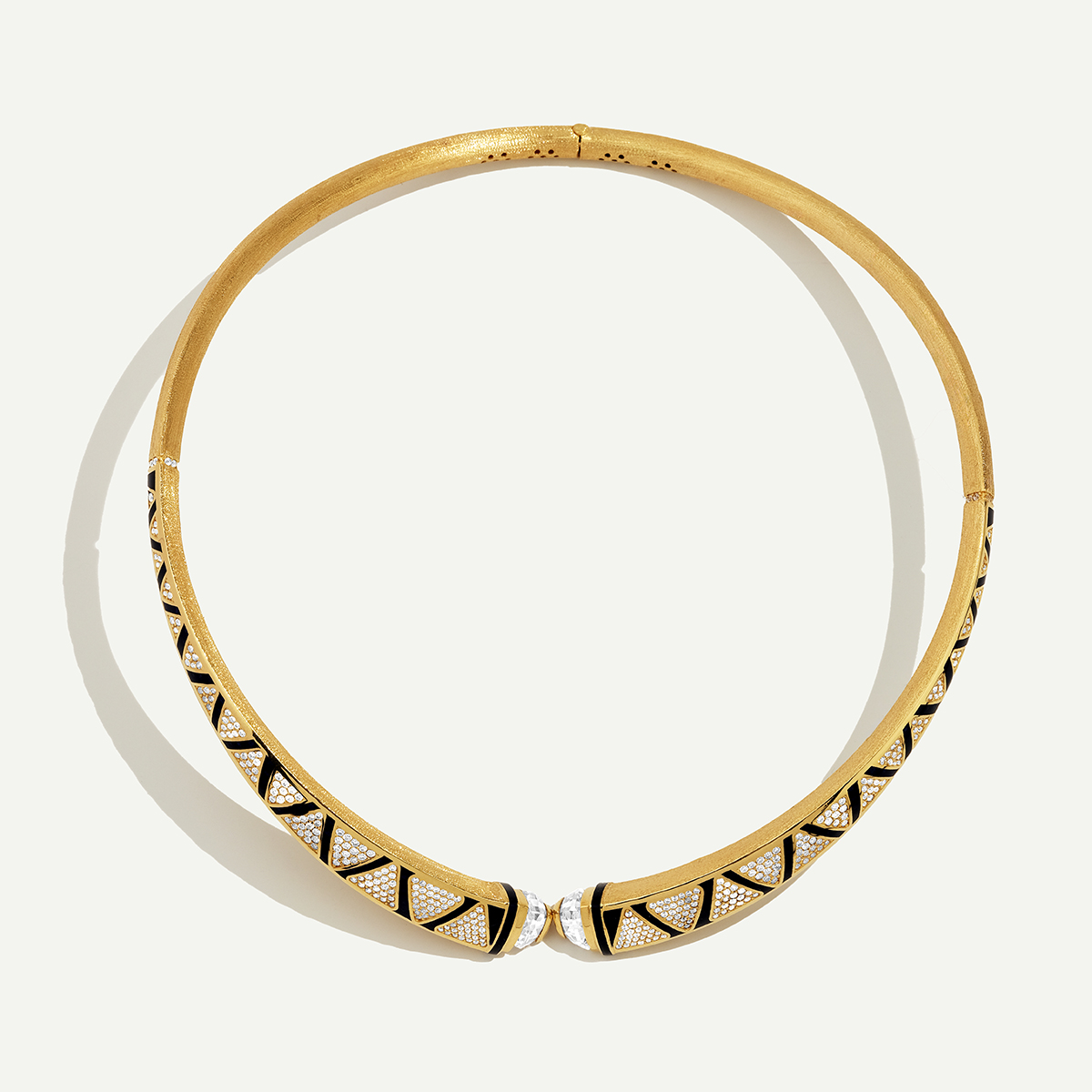 14 Ayar Altın Siyah Mine Detaylı Choker Kolye