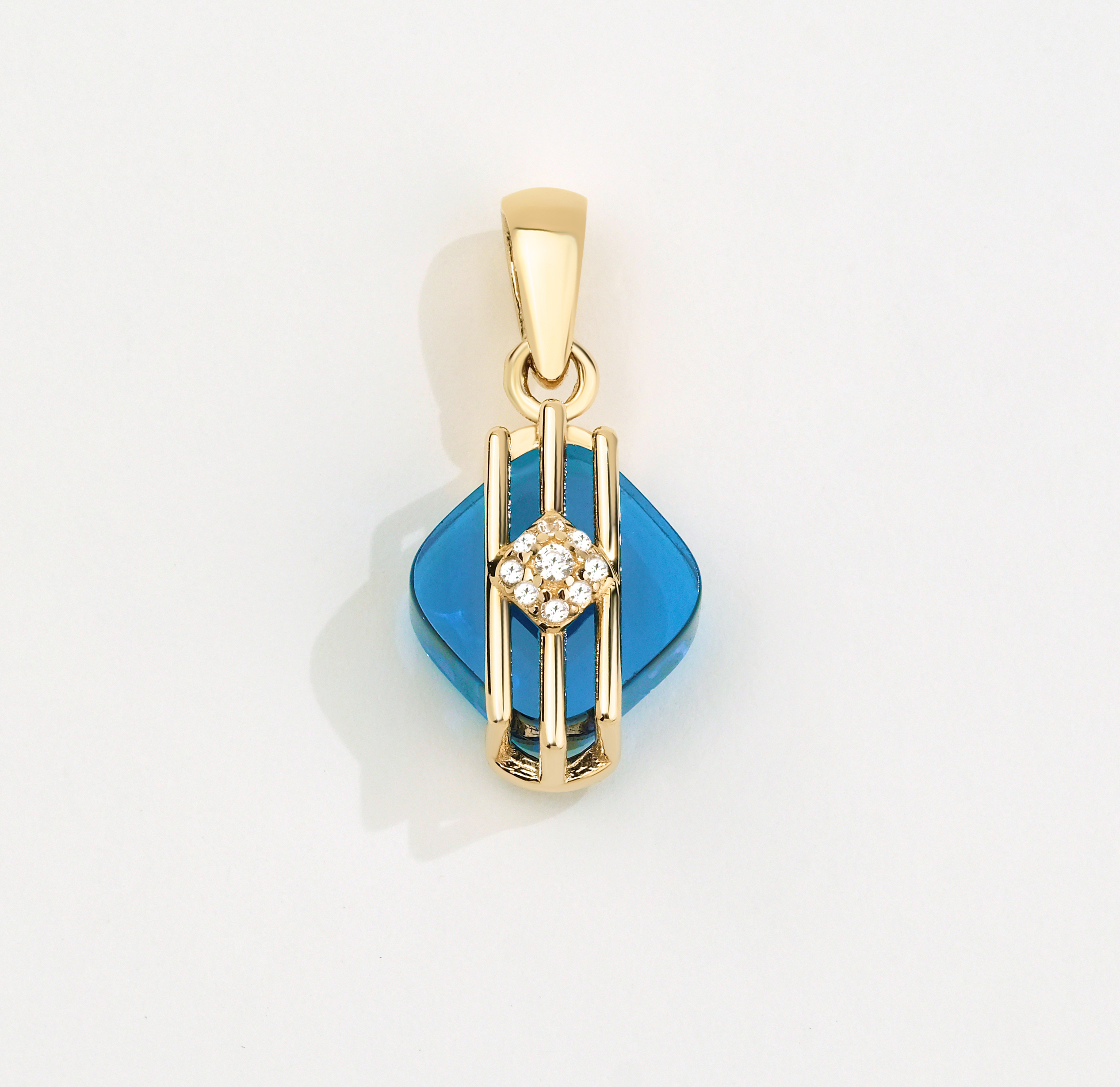 Bonbon 14 Ayar Altın Mavi Taşlı Kolye Ucu