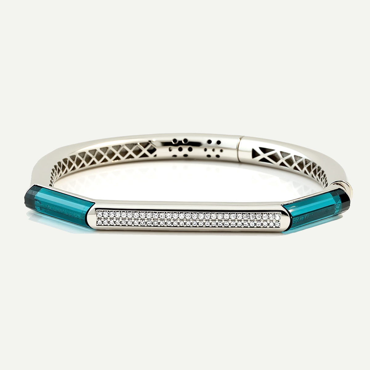 Baget 14 Ayar Beyaz Altın Mavi Taşlı Kelepçe