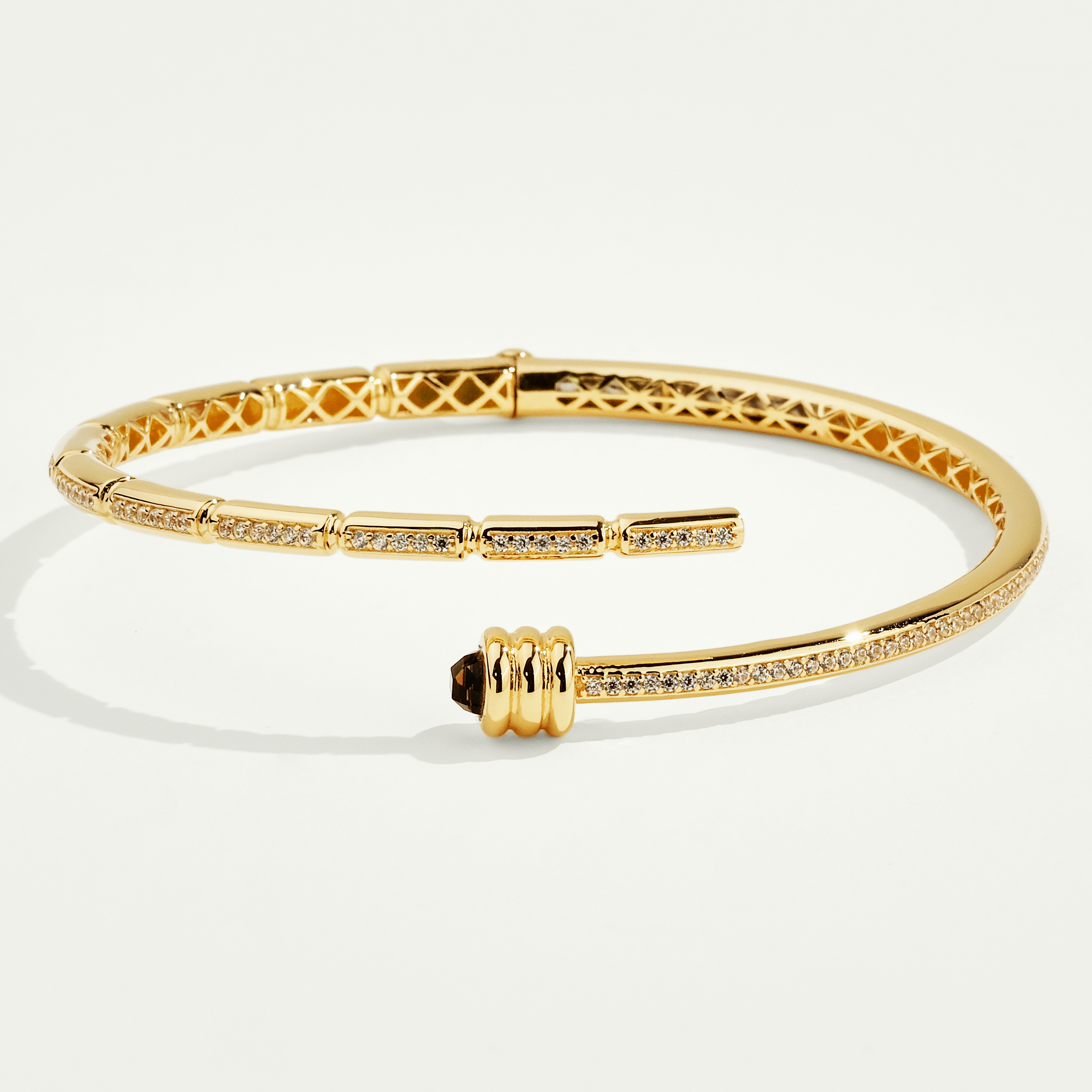 Vega 14 Ayar Altın Minimal Kahverengi Taşlı Kelepçe