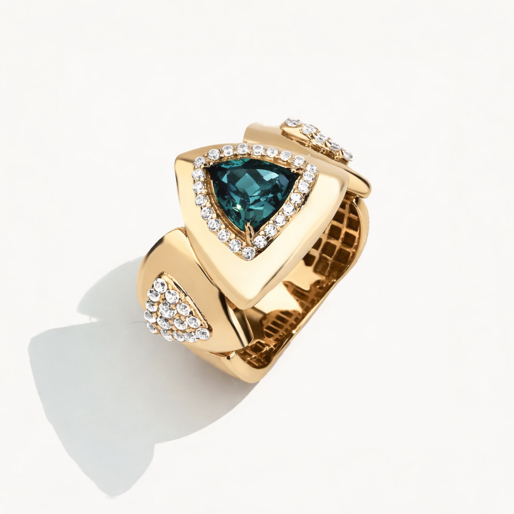  Eta 14 Ayar Altın Yeşil Taşlı Yüzük