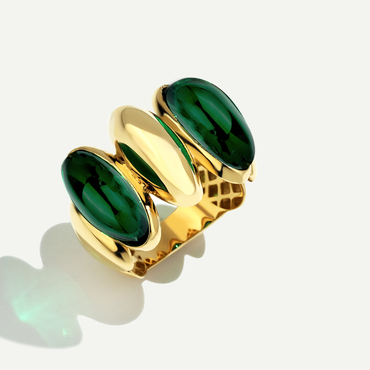 Eta 14 Ayar Altın Yeşil Taşlı Yüzük