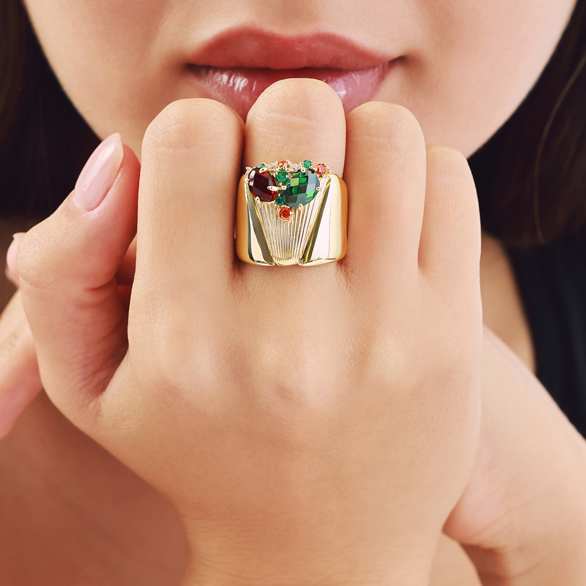 Eta 14 Ayar Altın Üzeri Taşlı Yüzük