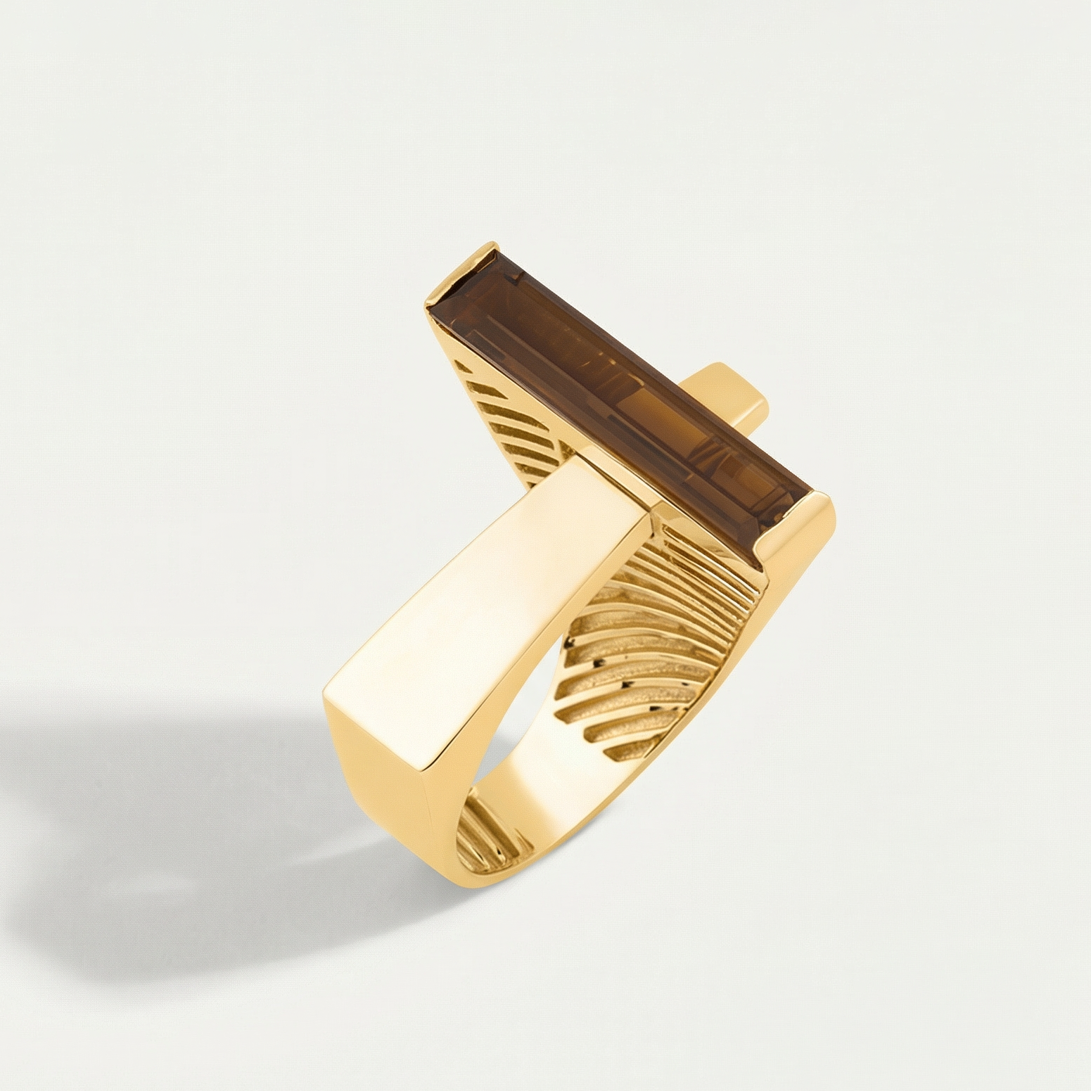 Baget 14 Ayar Altın Kahverengi Taşlı Yüzük