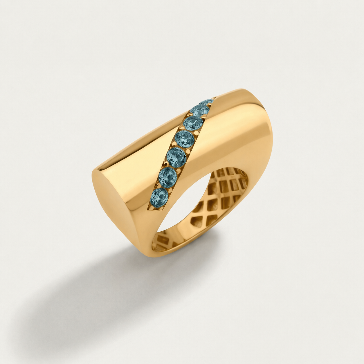 Vega 14 Ayar Altın Su Yolu Mavi Taşlı Yüzük