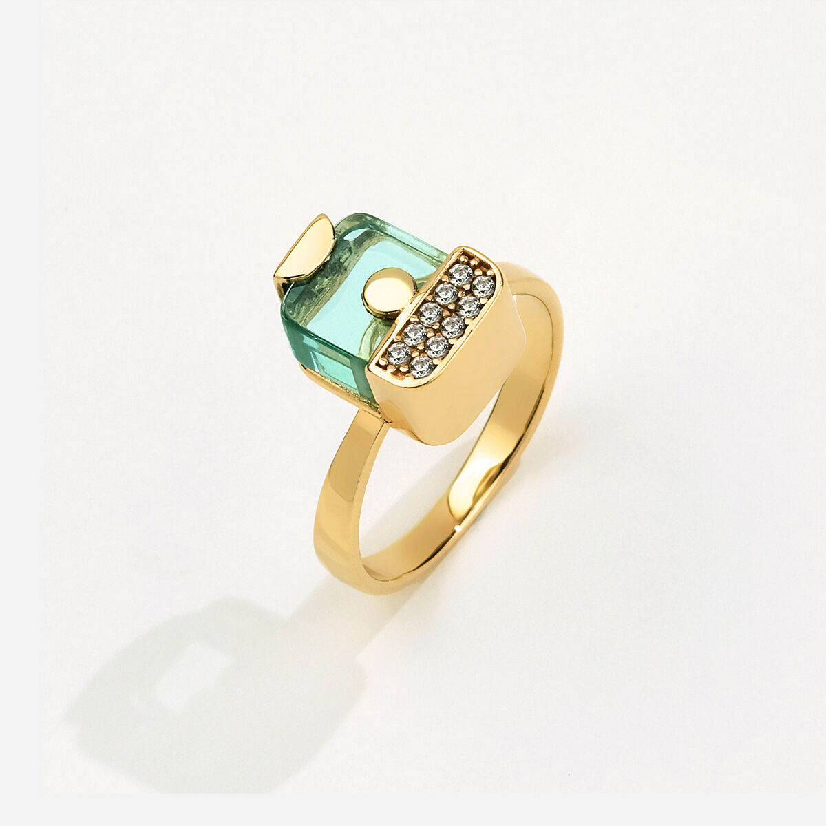 Bonbon 14 Ayar Altın Su Yeşili Taşlı Yüzük