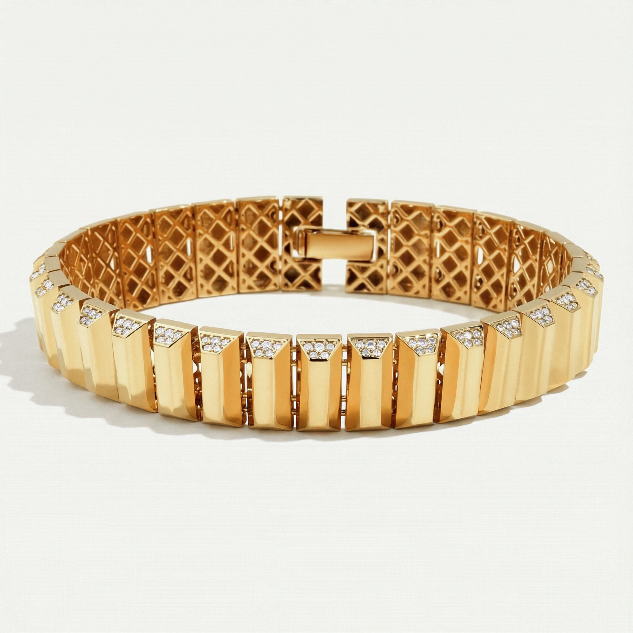 Eta 14 Ayar Altın Taşlı Dikdörtgen Bileklik