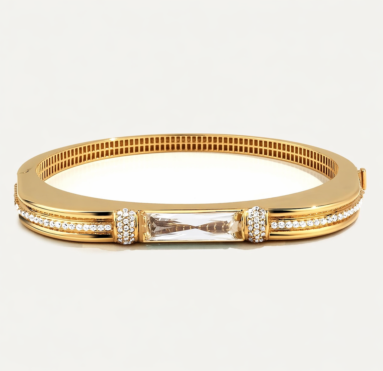 Baget 14 Ayar Altın Taşlı Kelepçe