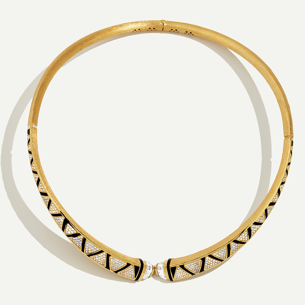 14 Ayar Altın Siyah Mineli Taşlı Set