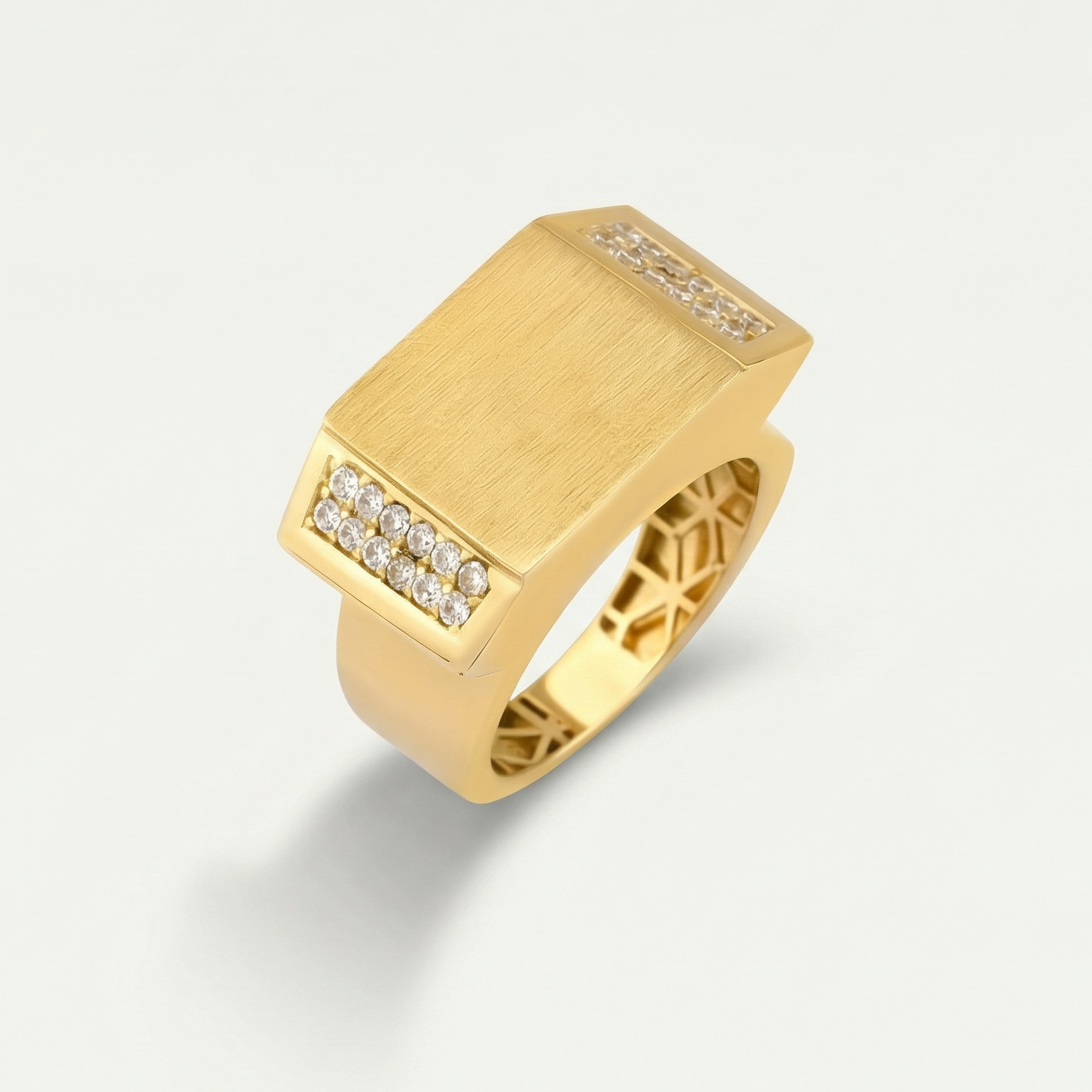 Vega 14 Ayar Altın Taşlı Yüzük