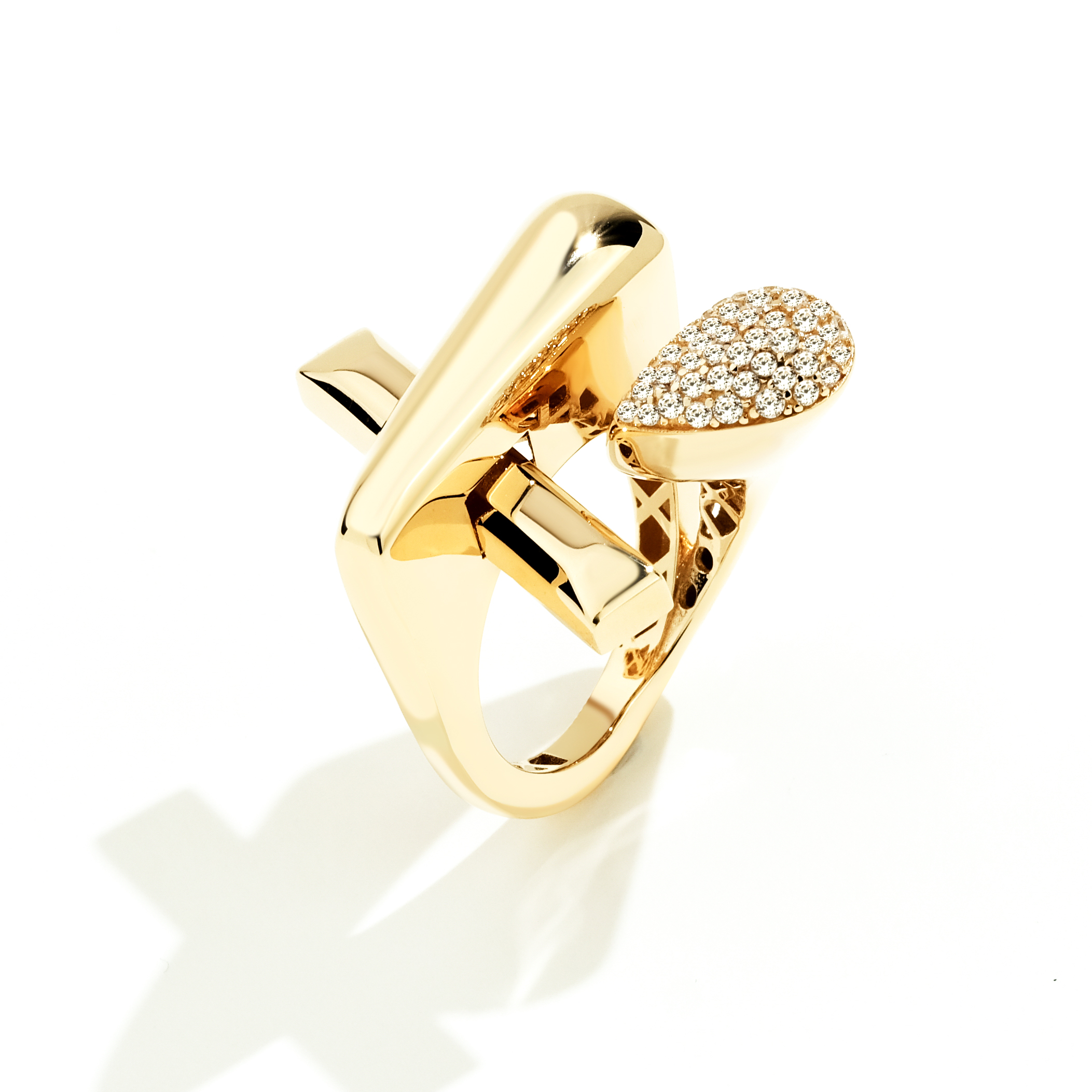 Baget 14 Ayar Altın Damla Taşlı Yüzük