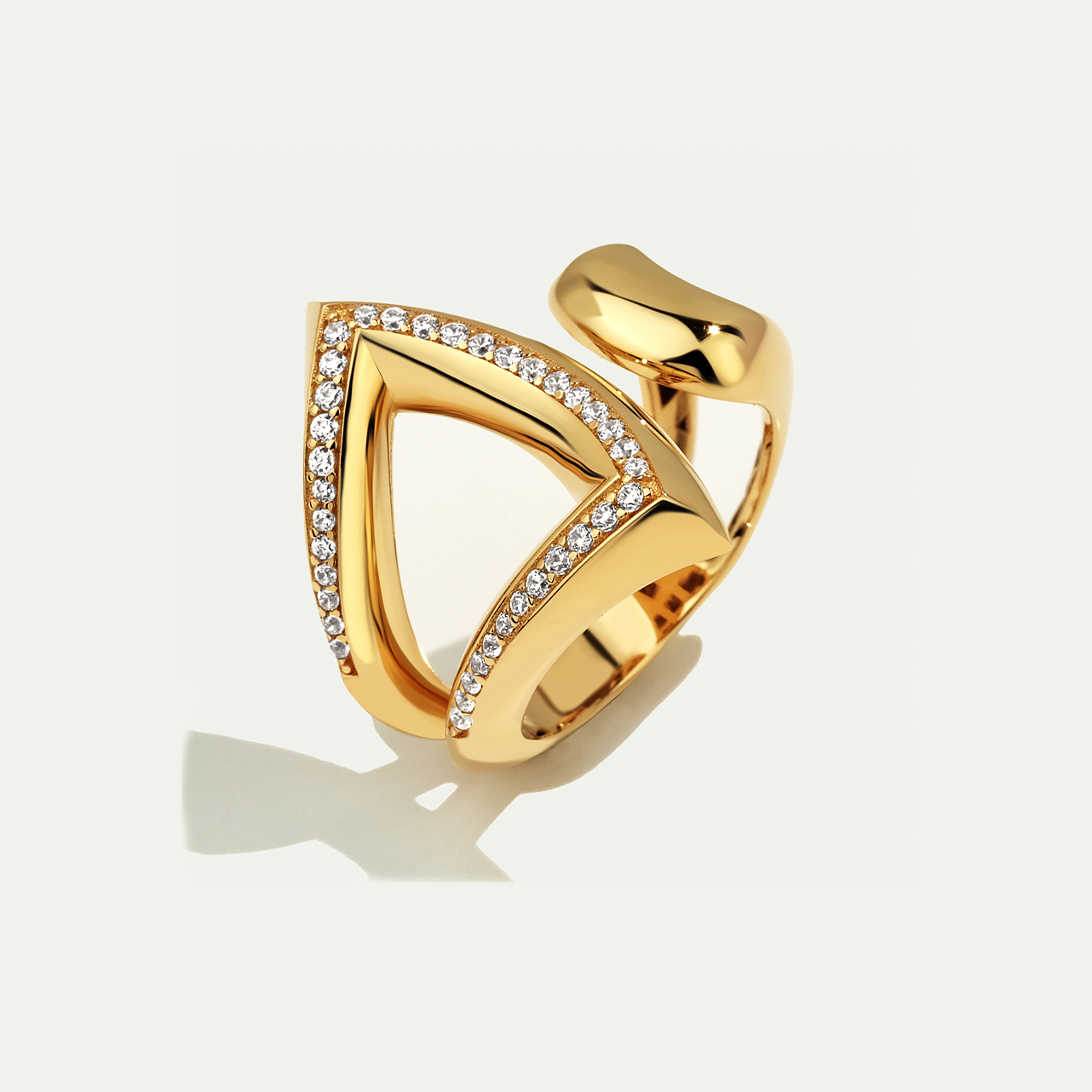 14 Ayar Altın Açık Formlu Taşlı Yüzük