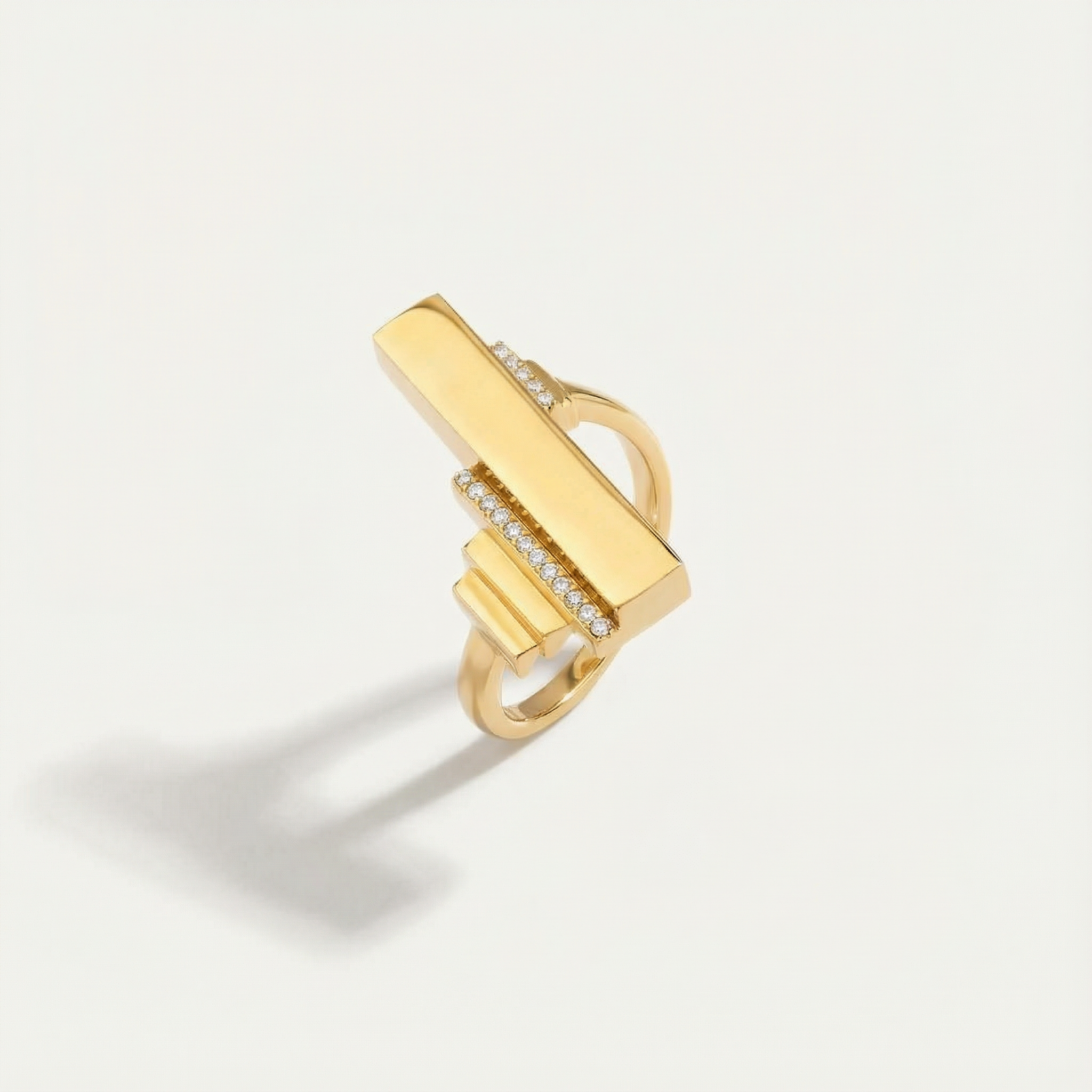 Baget 14 Ayar Altın Taşlı Yüzük