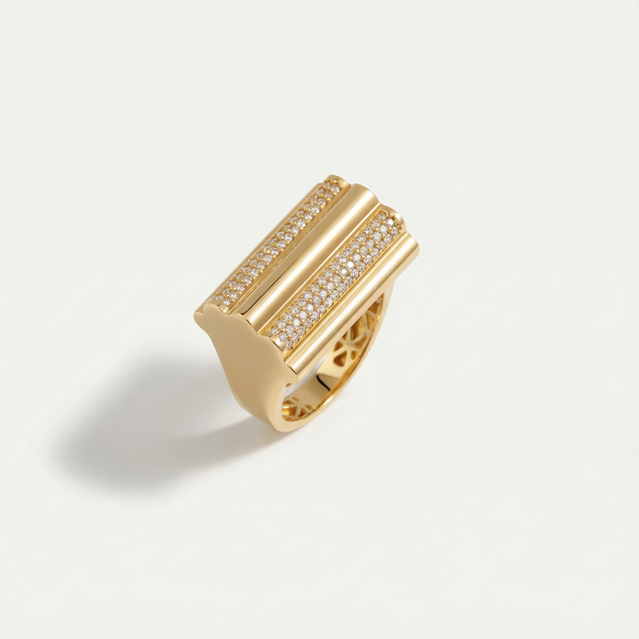 14 Ayar Altın Taşlı Yüzük