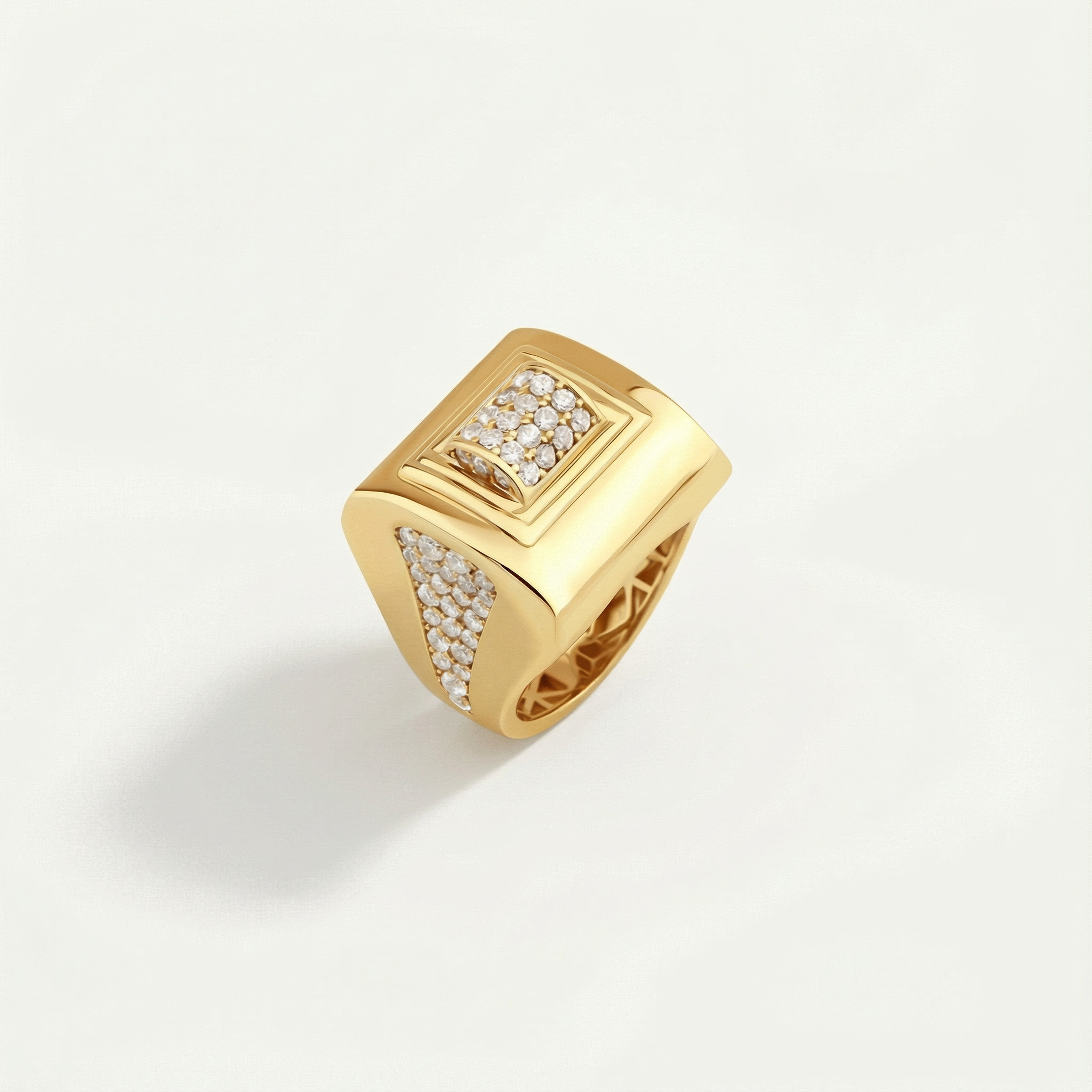 14 Ayar Altın Taşlı Yüzük