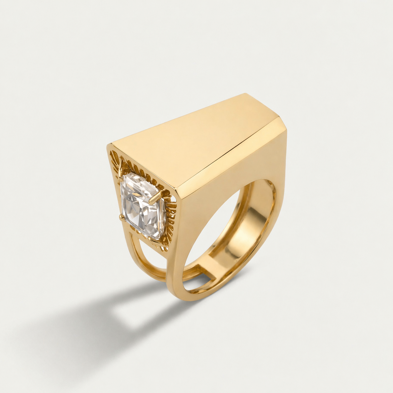 Electra 14 Ayar Altın Taşlı Yüzük