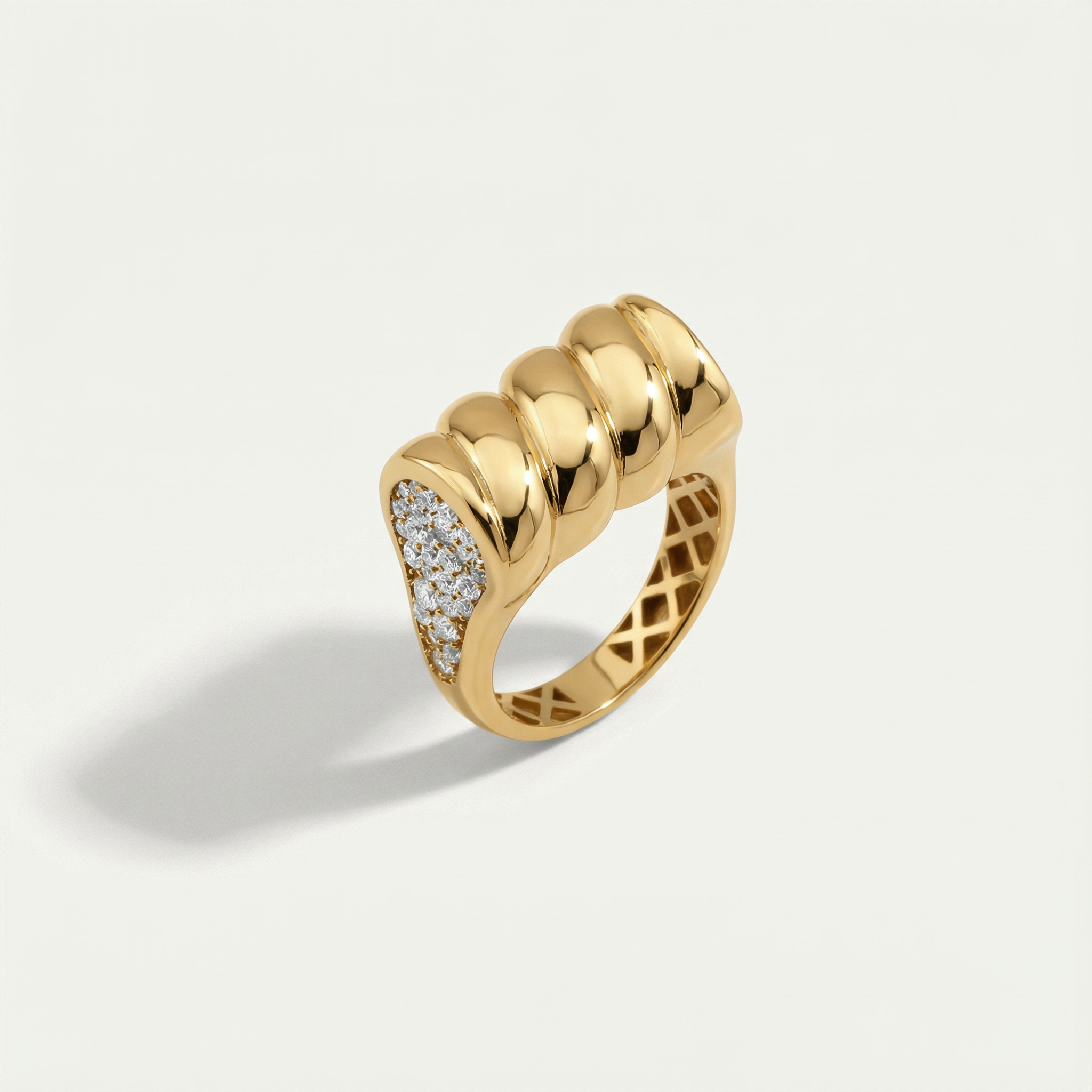 Maya 14 Ayar Altın Yanları Taşlı Yüzük