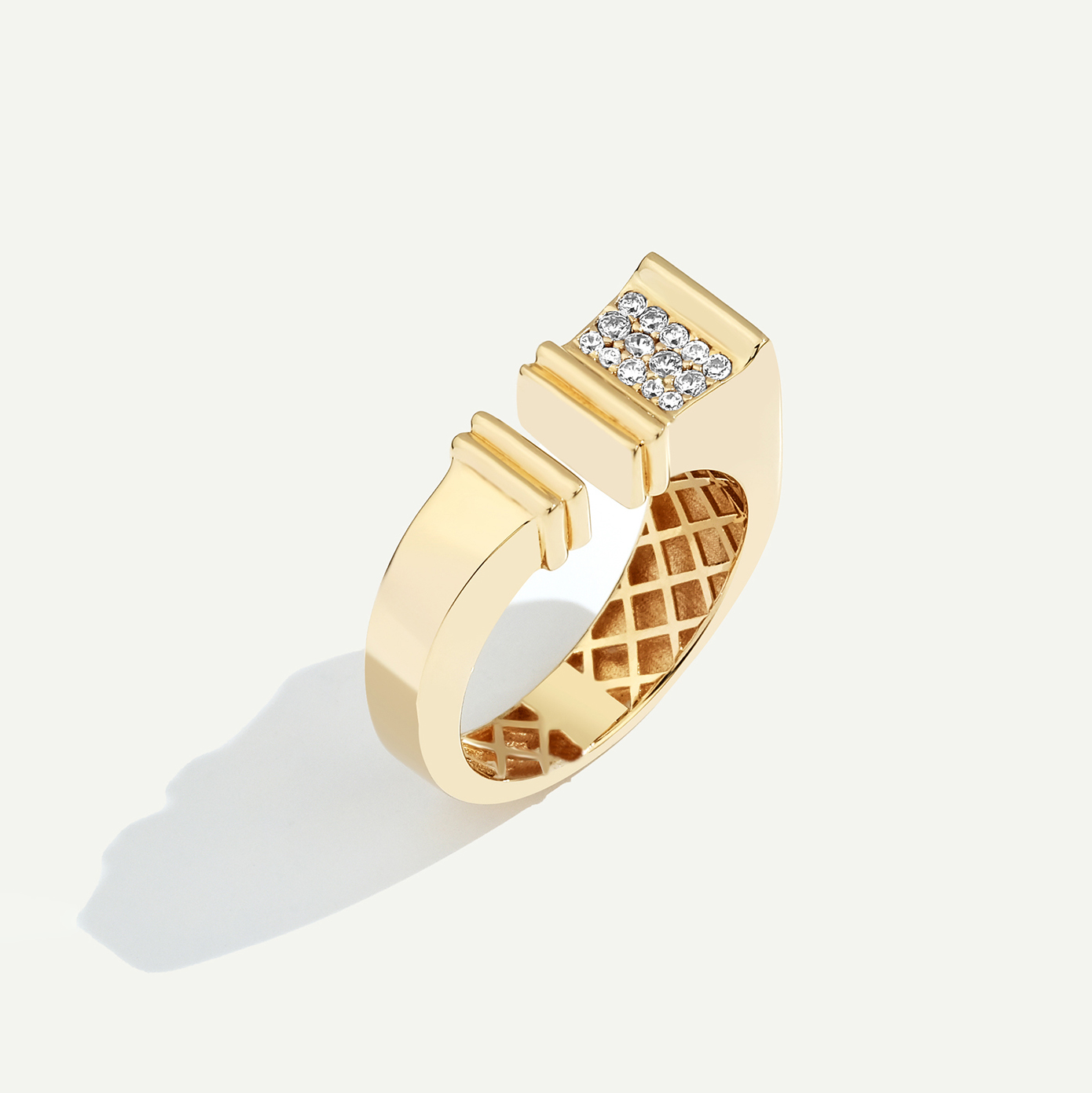 14 Ayar Altın Açık Formlu Taşlı Yüzük