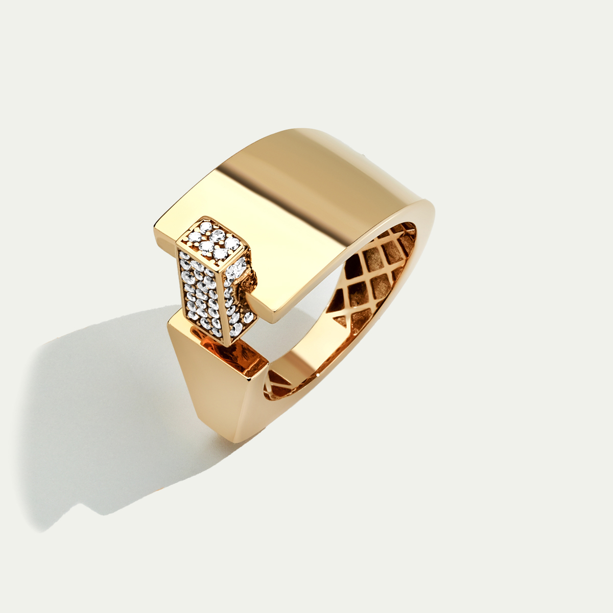 14 Ayar Altın Taşlı Yüzük