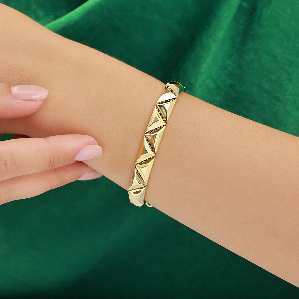 Eta 14 Ayar Altın Üçgen Detaylı Bileklik