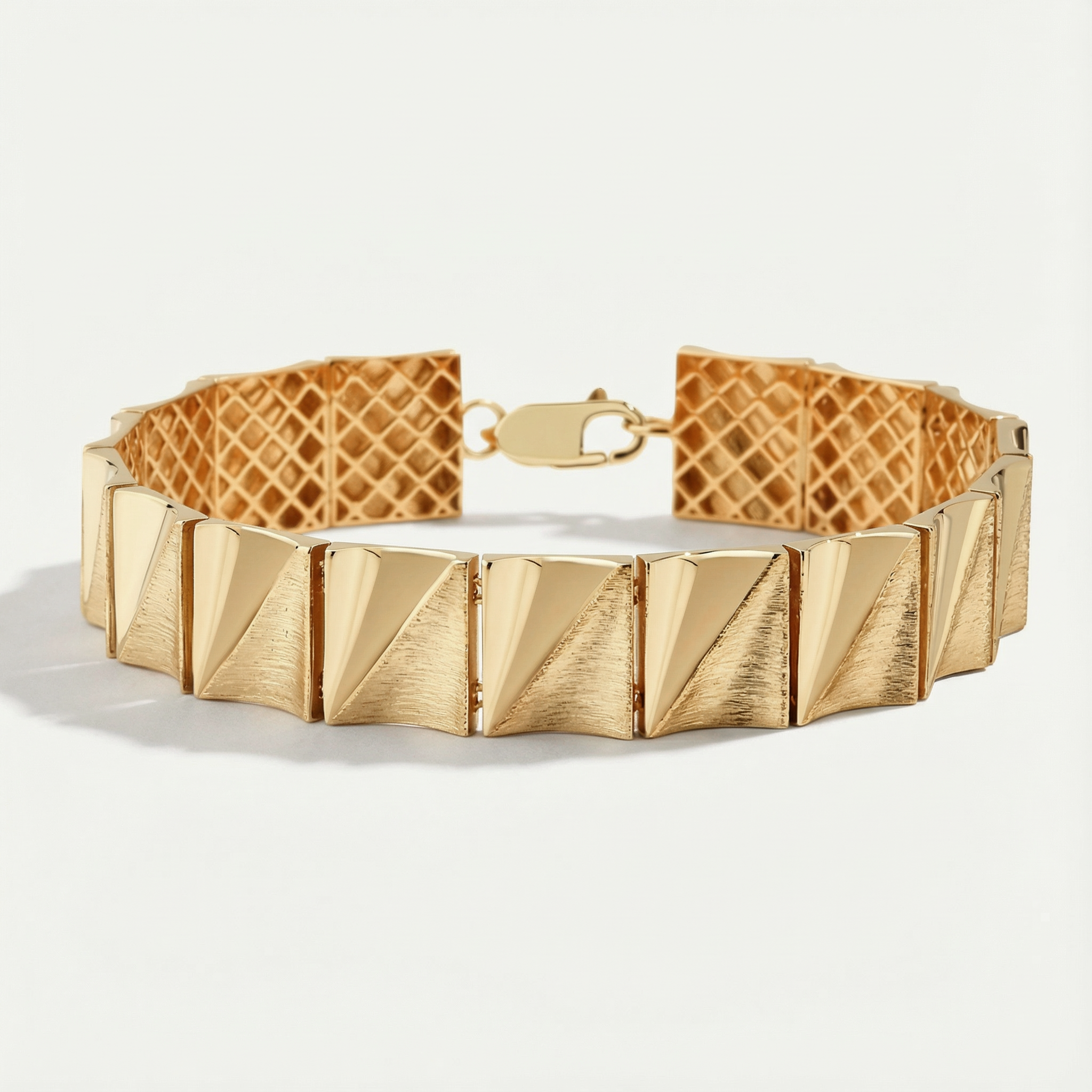 14 Ayar Altın Kare Bileklik