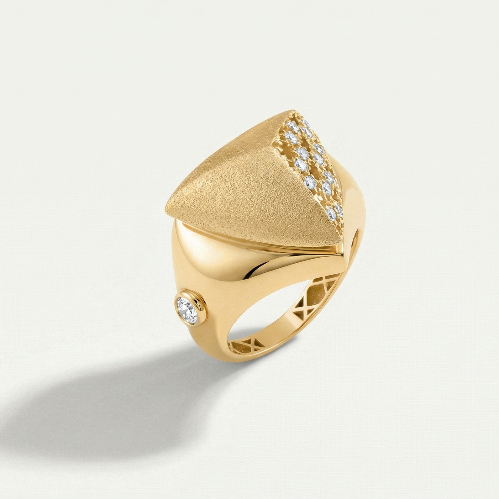 14 Ayar Altın Yüzük