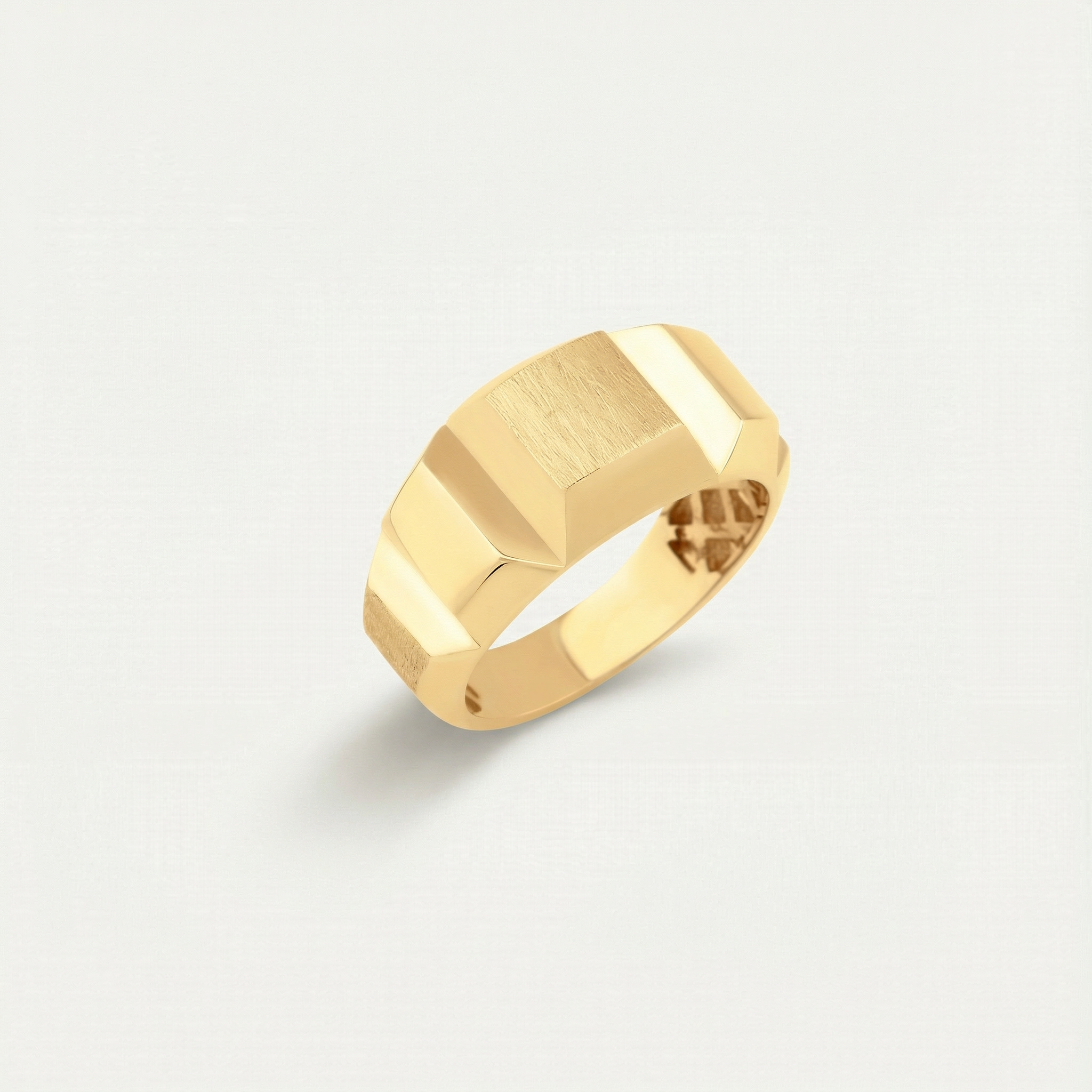 Eta 14 Ayar Altın Yüzük