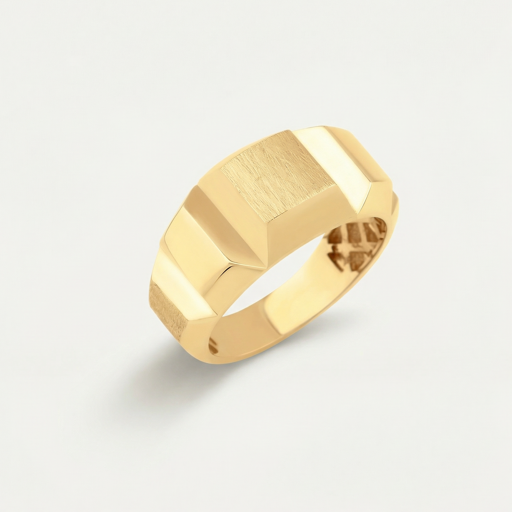 Eta 14 Ayar Altın Yüzük