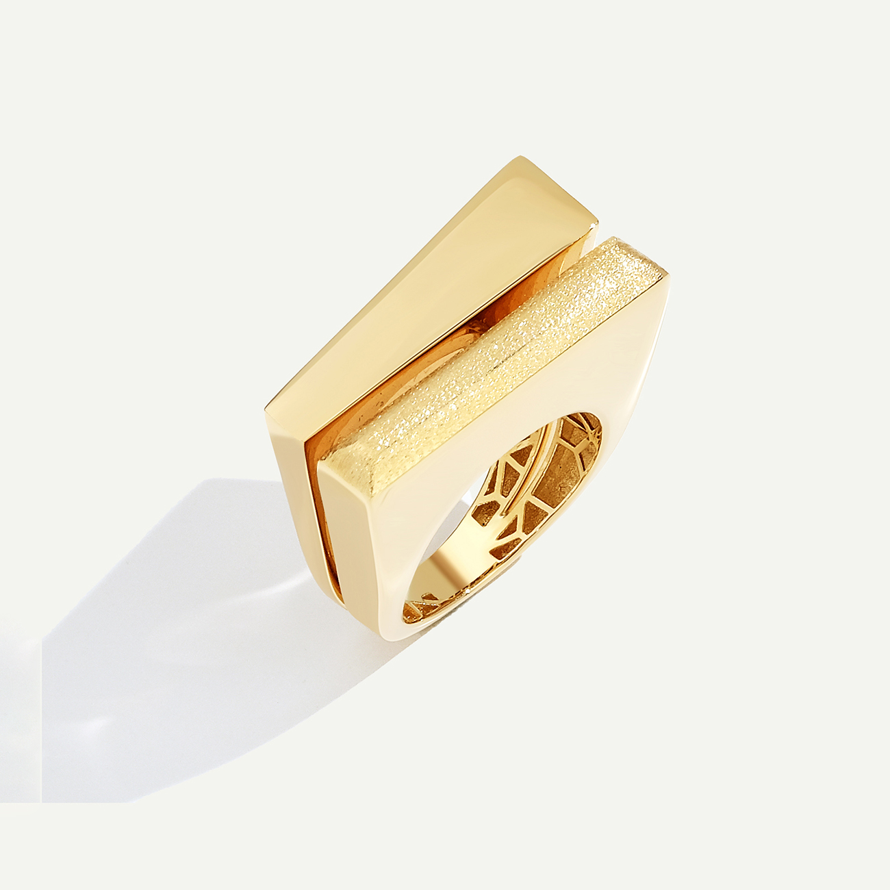 Baget 14 Ayar Altın Mat ve Parlak Yüzeyli Yüzük